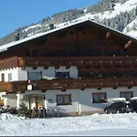 Hohe Salve ゲストハウス 3*