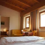 Hohe Salve Guest house 3*
