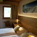Hohe Salve Guest house 3*