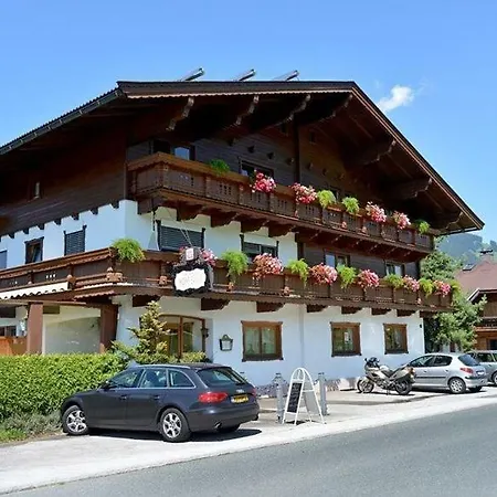 Pensjonat Hohe Salve 3*